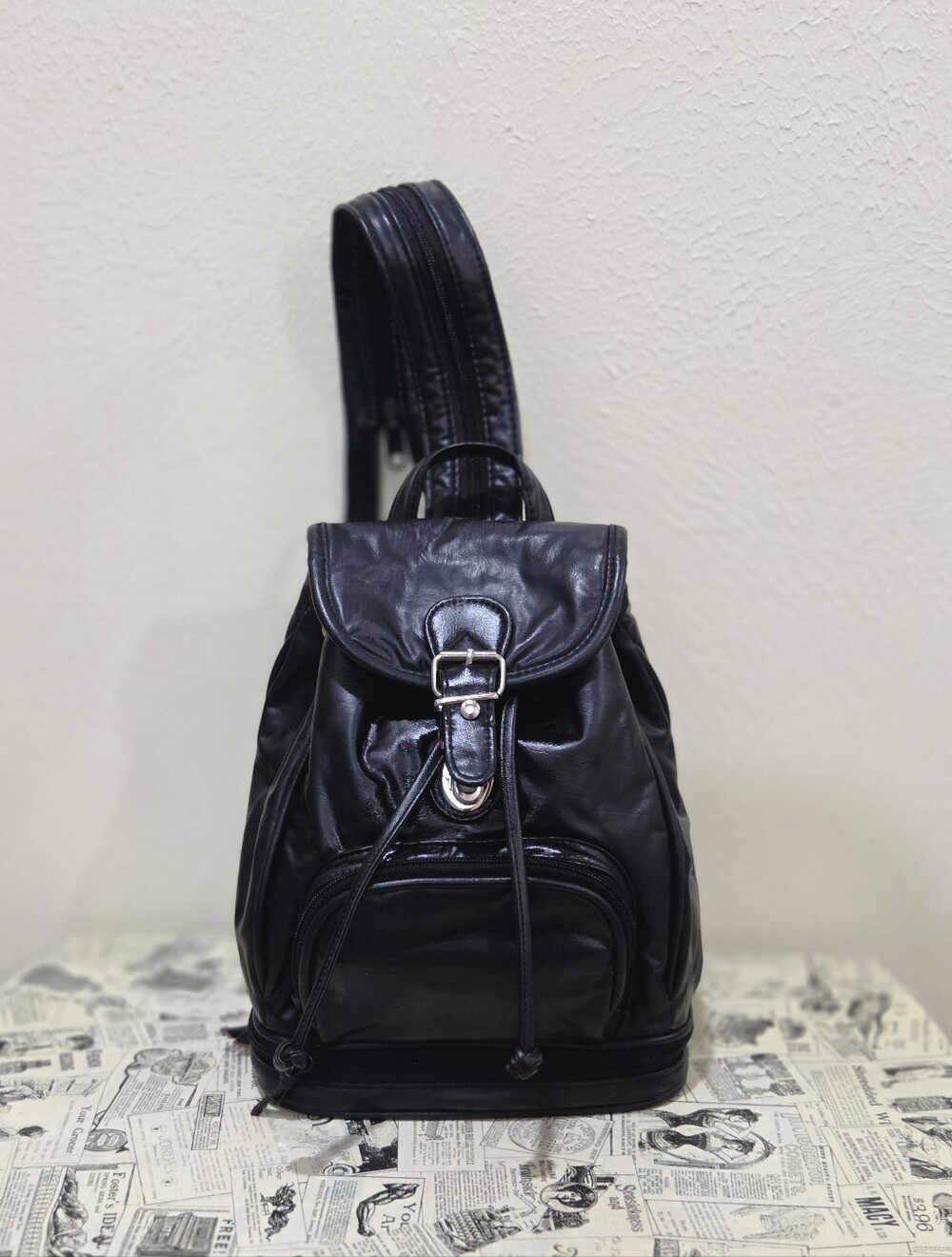 VTG 90s L'egent Black Sling Mid Size Backpack